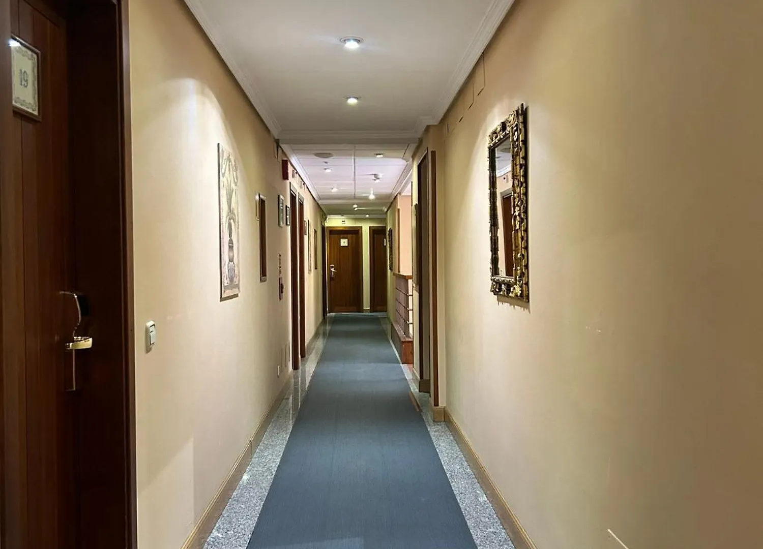 Hotel Casona De La Reyna Toledo