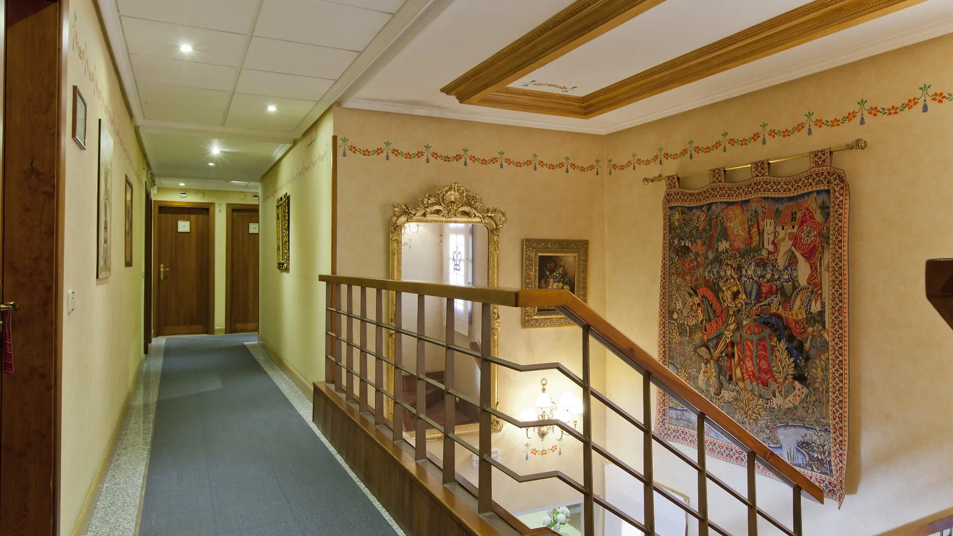 Hotel Casona De La Reyna Toledo