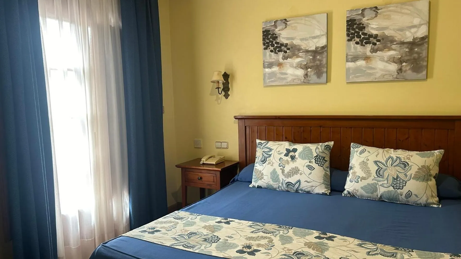 Hotel Casona De La Reyna Toledo